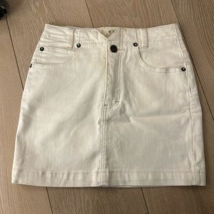 WHITE STRETCH MINI SKIRT